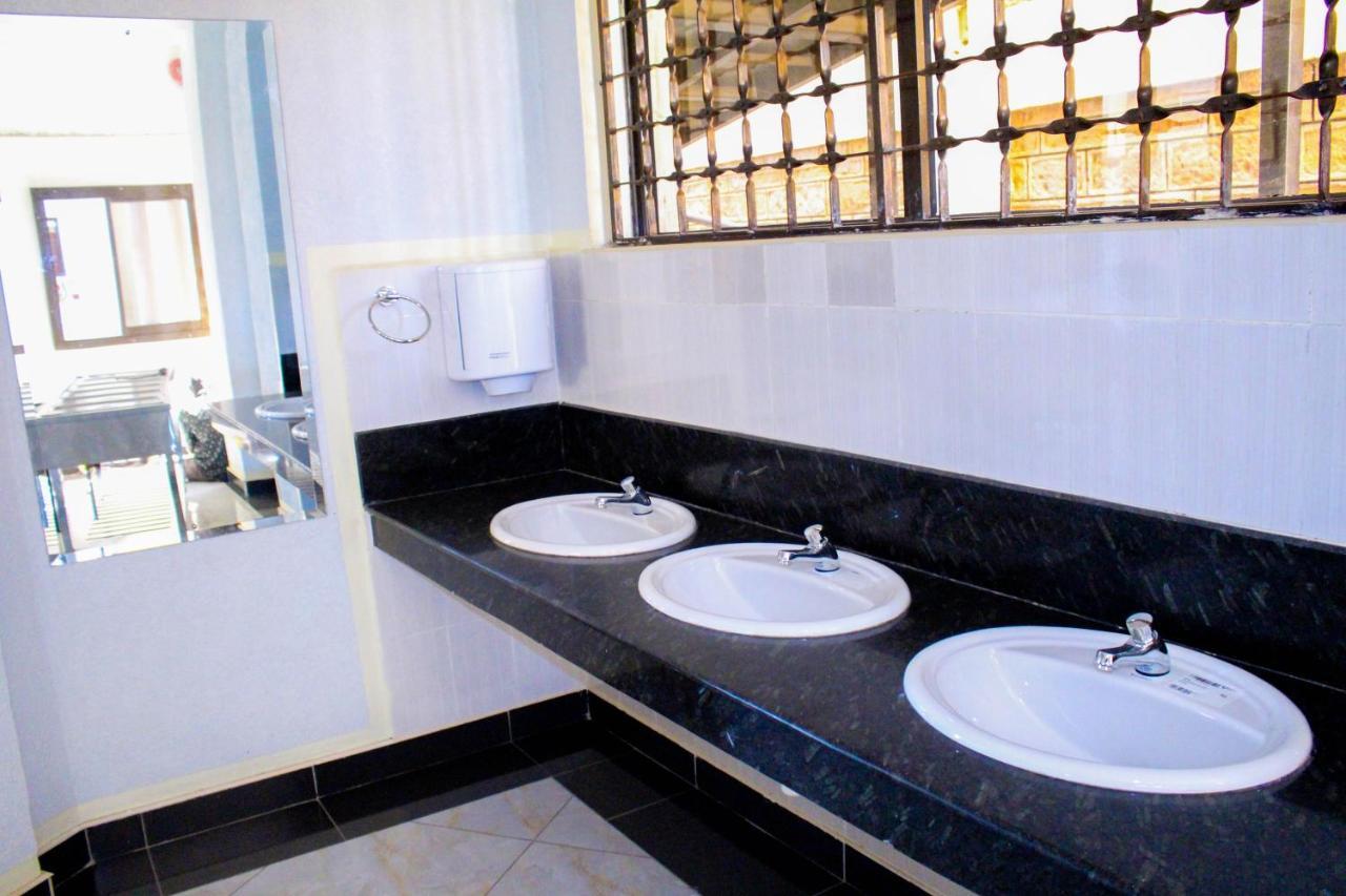Prinias Hotel Kisumu Eksteriør billede