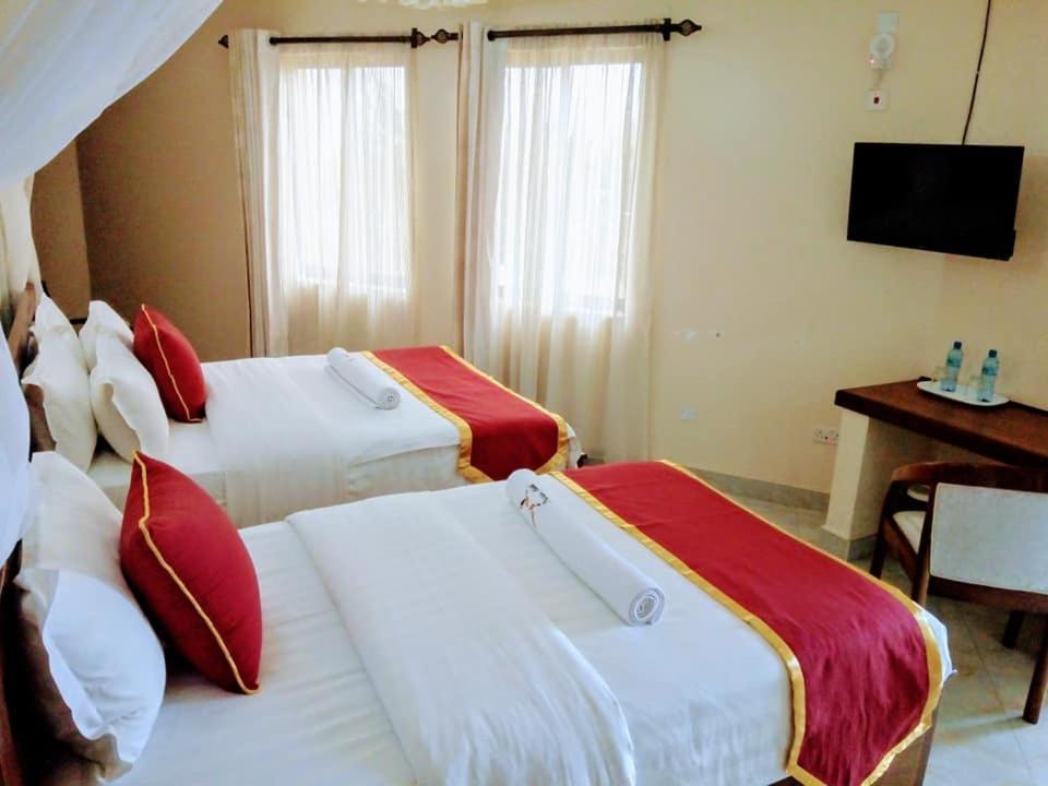 Prinias Hotel Kisumu Eksteriør billede